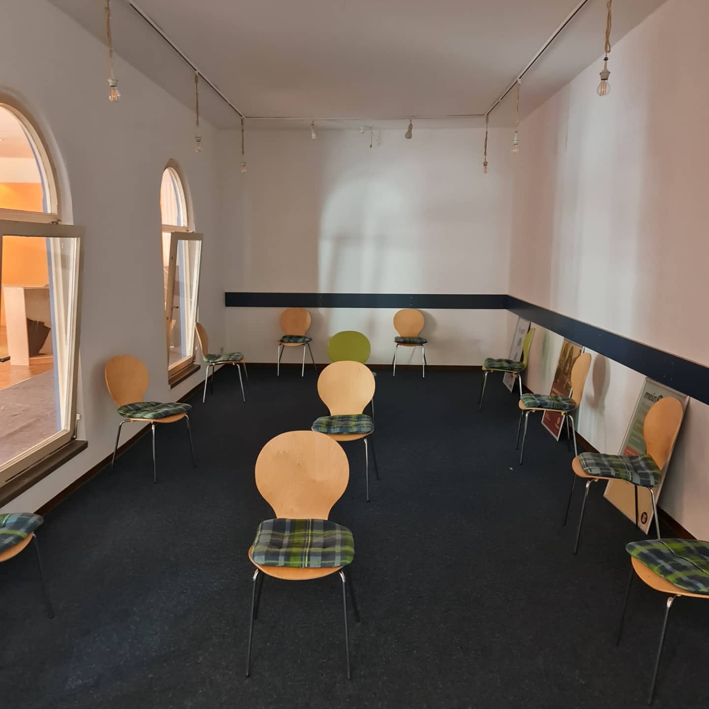 Der kleine offene Raum, der mitgemietet werden kann
